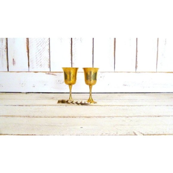 Vintage brass metal wine goblets/decorative distressed metal drinking stemware - Picture 1 of 5
